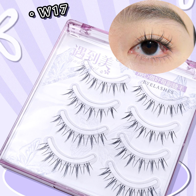 So wählen Sie die perfekten künstlichen Wimpern für Ihren Hochzeitstag aus