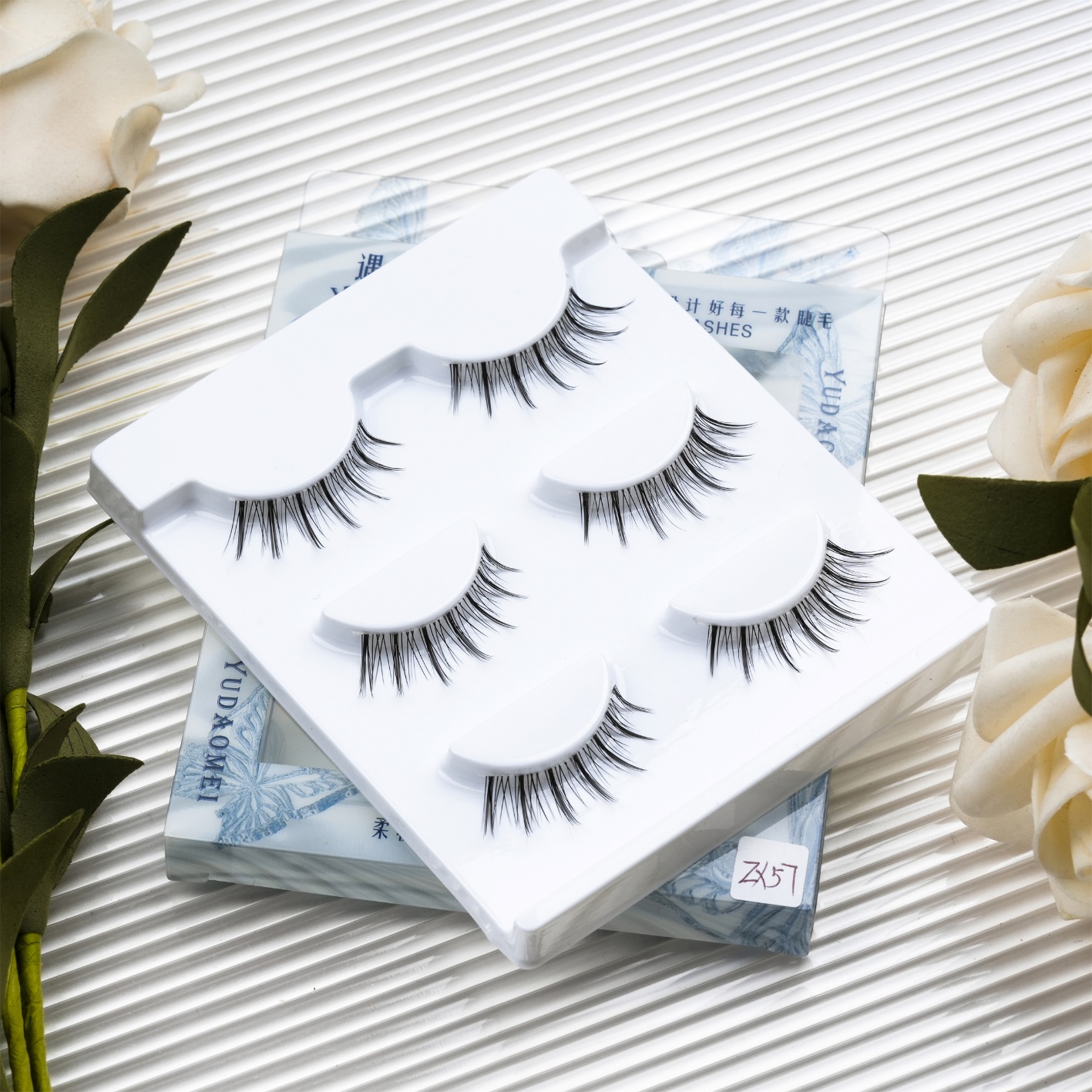 Die falsche Wimpernindustrie: Schönheit mit Premium -Wimpern erhöhen