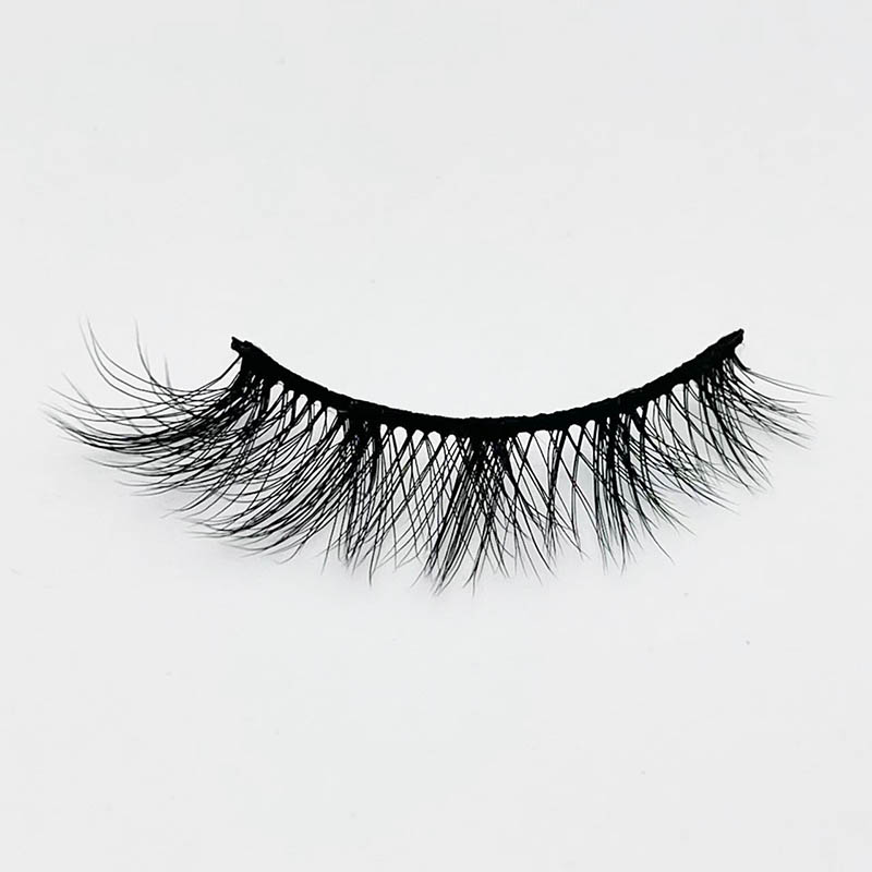 7 Paar Wispy Cat-Eye-Streifenwimpern im Paket