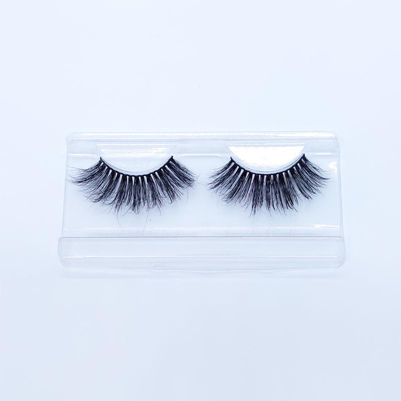8D Mink Eyelashes Wispy Fluffy Lashes Natürlich aussehende Seidenwimpern 12-18 mm