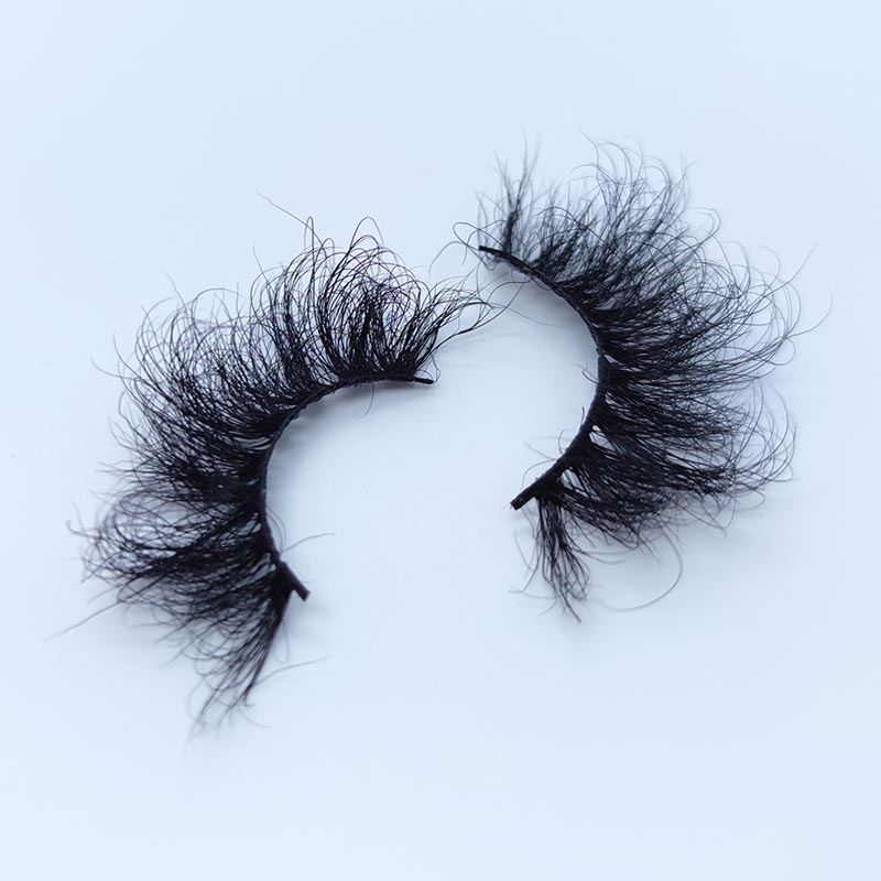 Echte Nerzwimpern Flauschige falsche Wimpern D Curl Dramatische falsche Wimpern